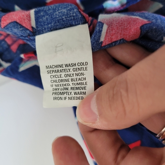 Edgar And Ash Blue Red Stars AOP Patriotic Summer Button Down Shirt - Picture 9 of 10